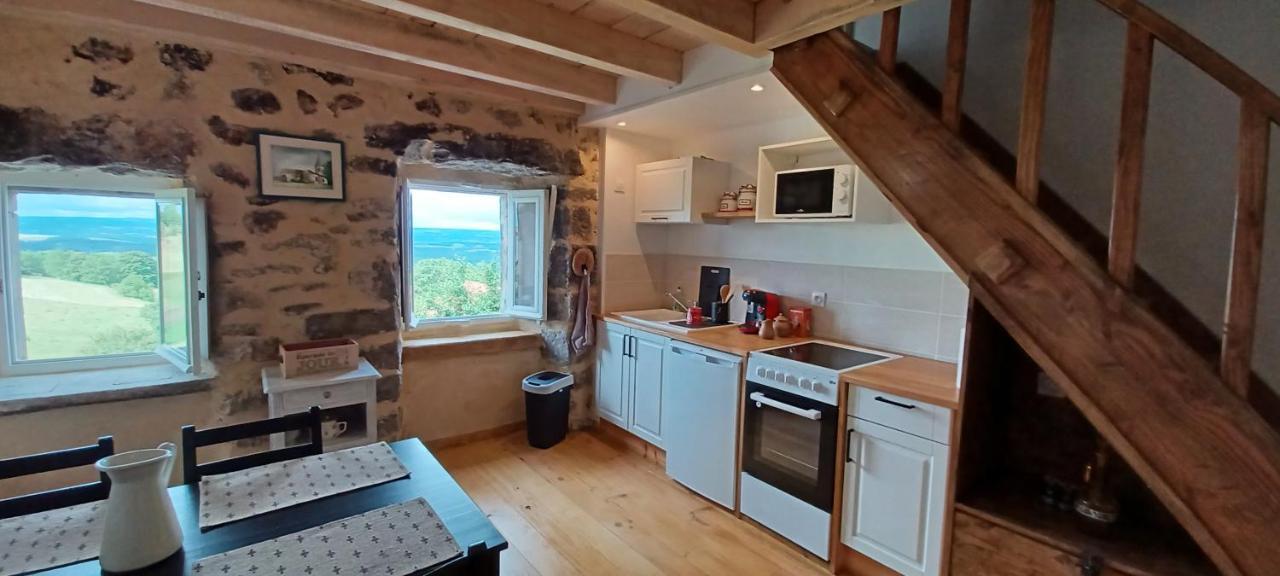 Gite Le Petit Nice Pradelles Exterior foto