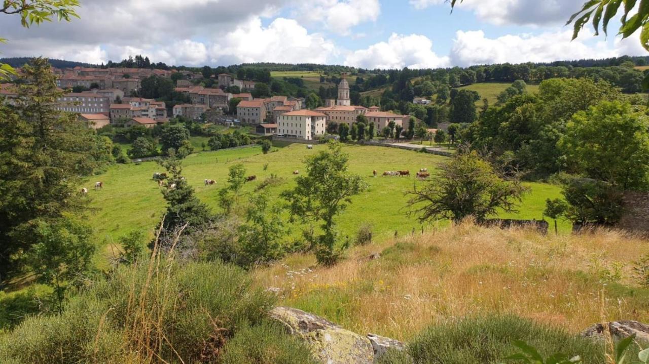 Gite Le Petit Nice Pradelles Exterior foto